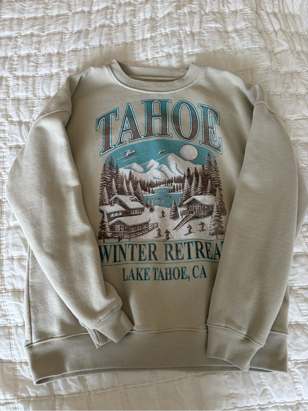 TAHOE Winter Retreat Graphic Crewneck Sweatshirt - Sage